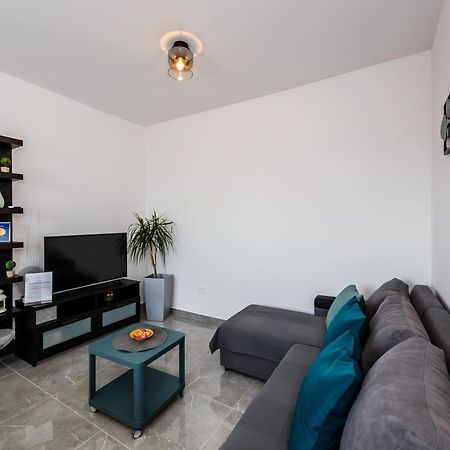 Apartmani Ujakovic Kastela Ngoại thất bức ảnh