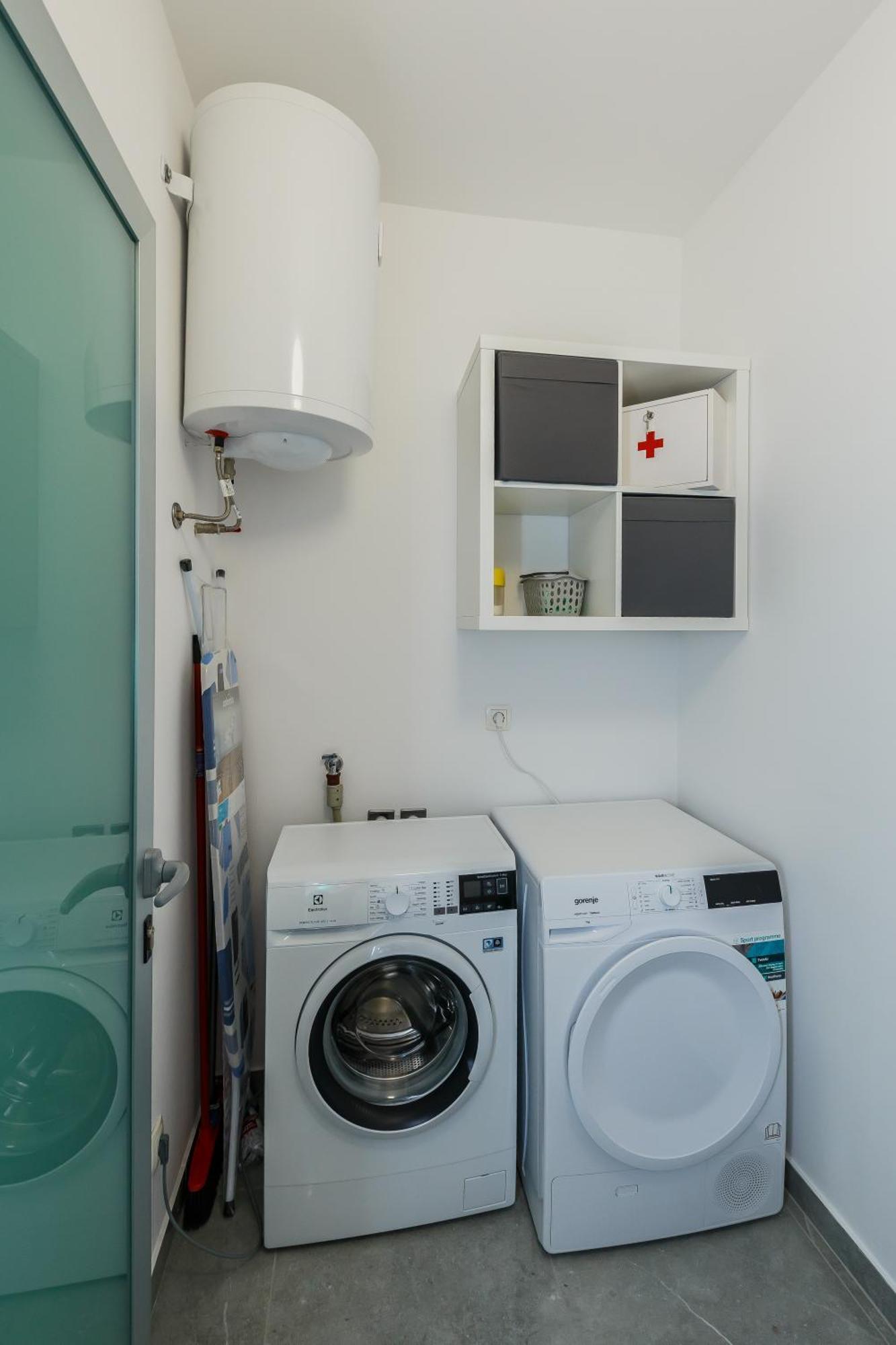 Apartmani Ujakovic Kastela Ngoại thất bức ảnh