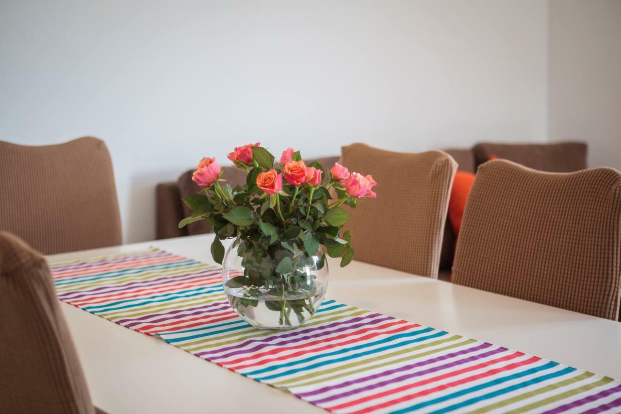 Apartmani Ujakovic Kastela Ngoại thất bức ảnh