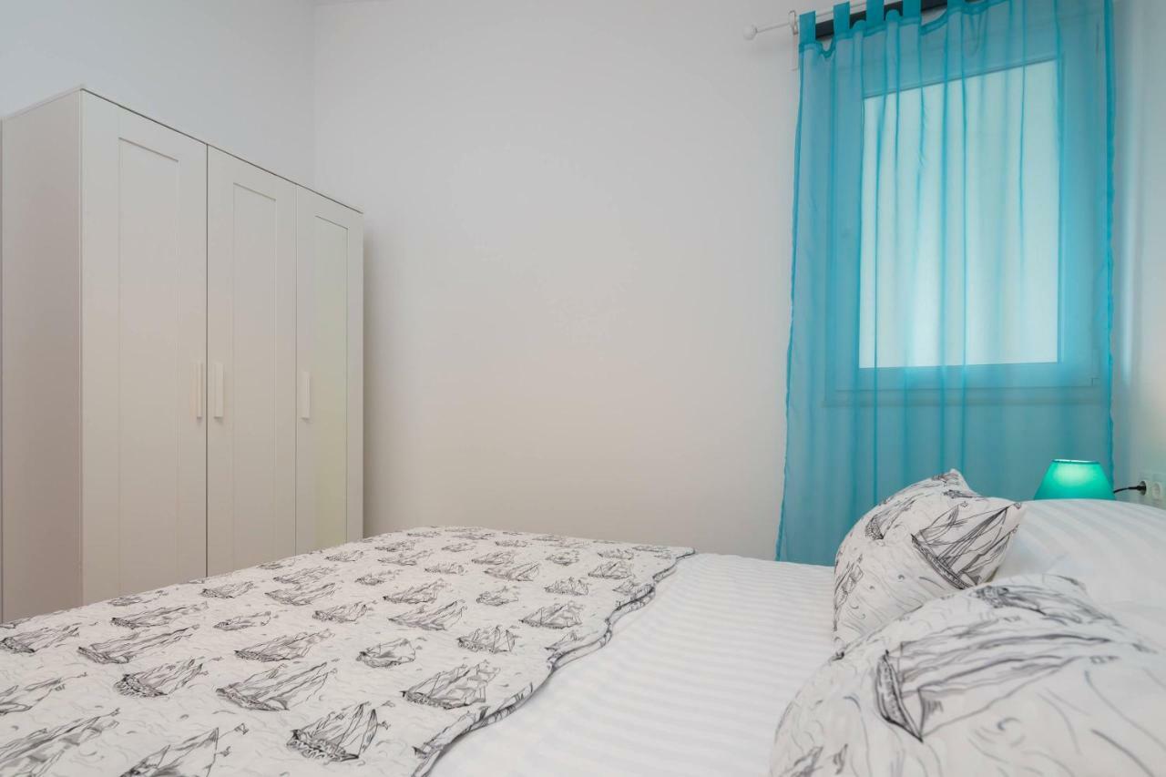 Apartmani Ujakovic Kastela Ngoại thất bức ảnh